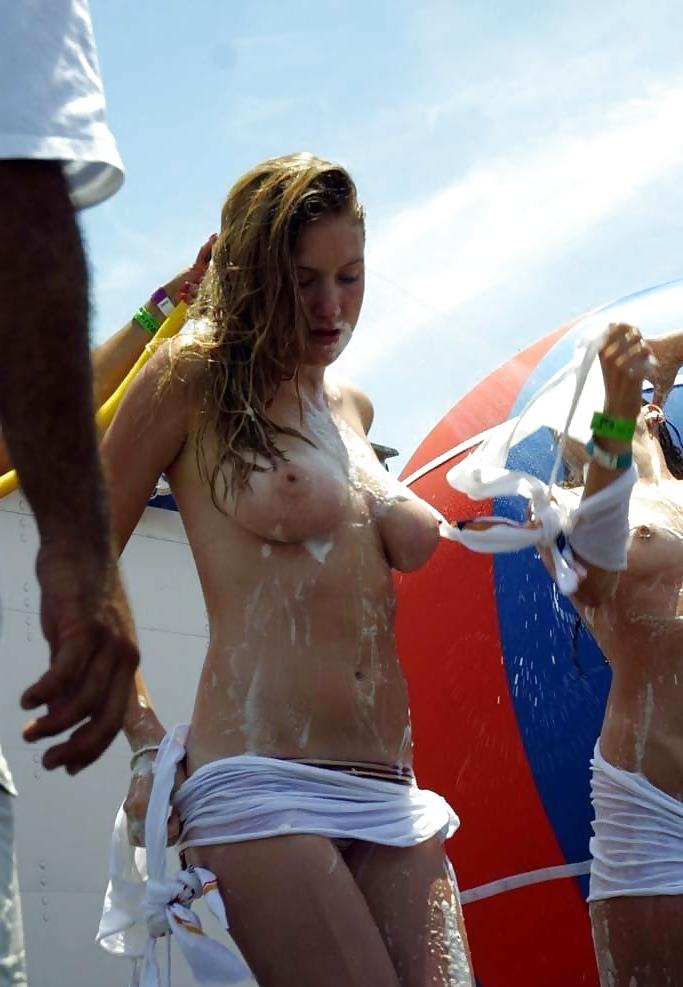 25P Some images of Hot amateur Teens&Babes On the beach MIXeD