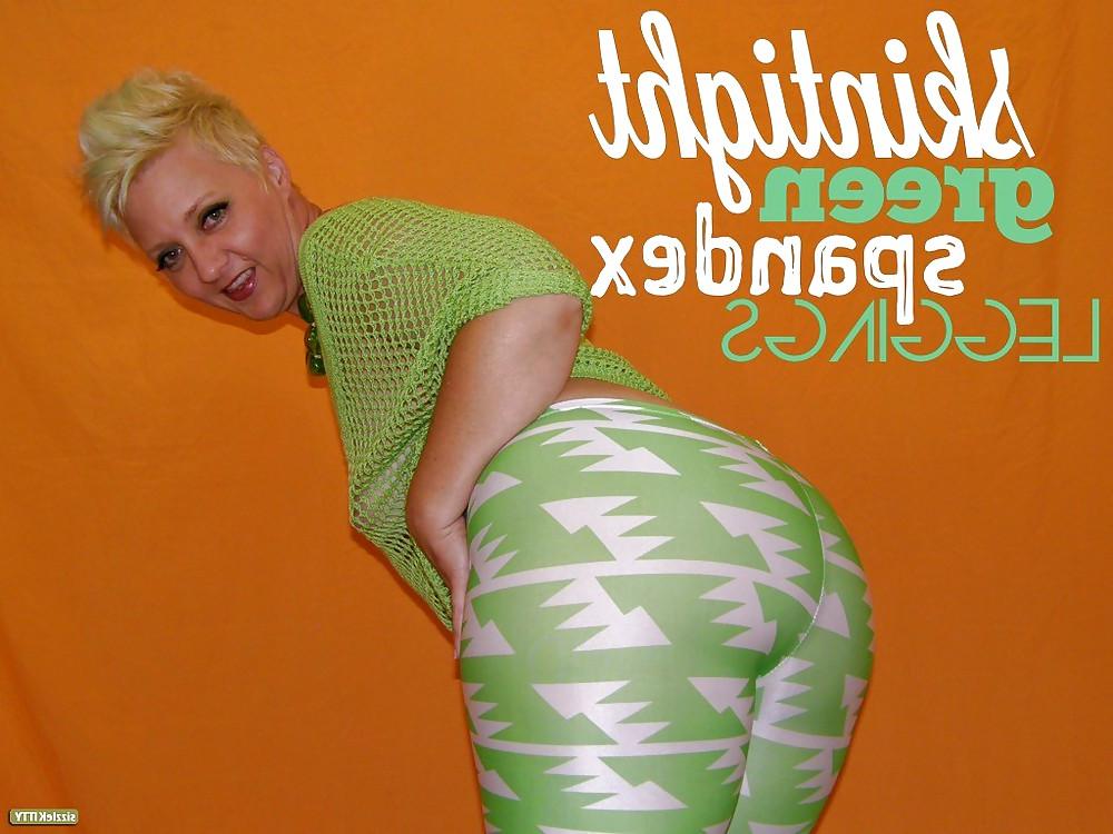 8P Update #307 green SPANDEX leggings