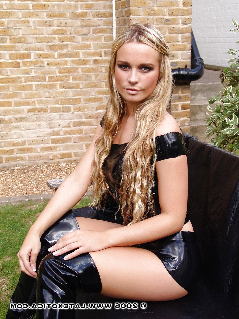 21P Fetish Model Photoshoot iii