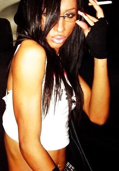 25P Sexy smoking gurls 7