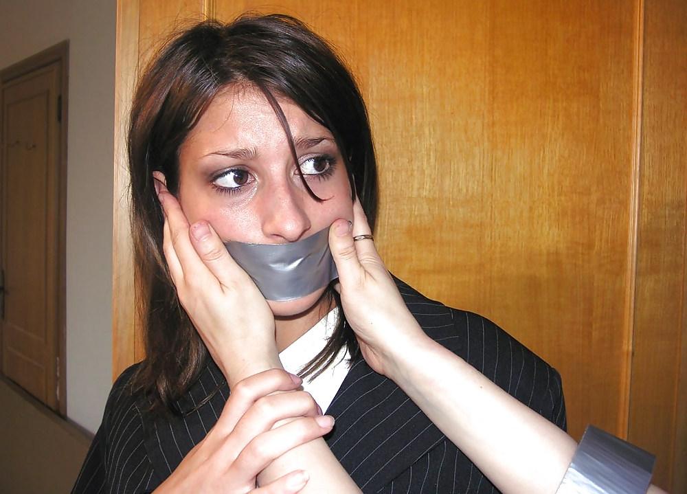 25P Tape bondage 002