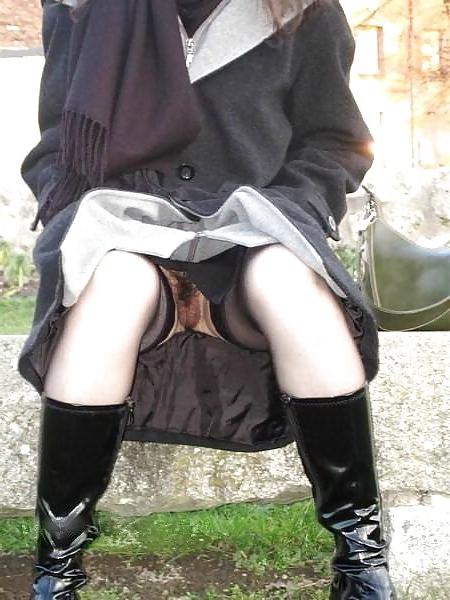 25P MILF Upskirt - 5