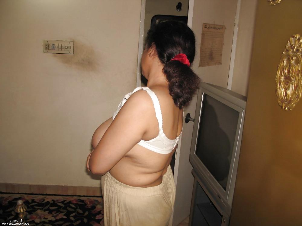 24P Big Indian Tits