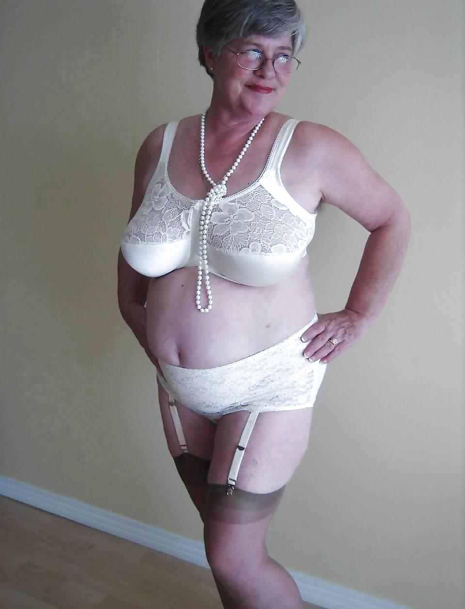 25P Big bras on Grandma