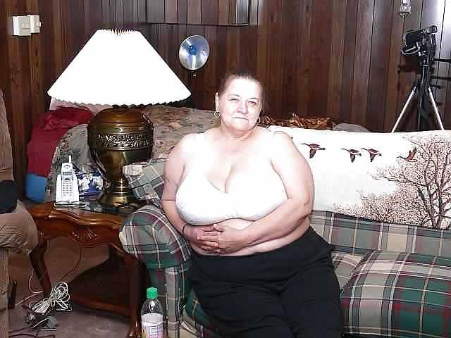 25P Big bras on Grandma