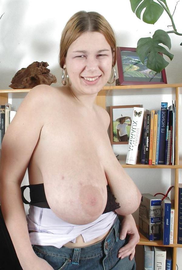 22P Terry Nova young big and chunky tits