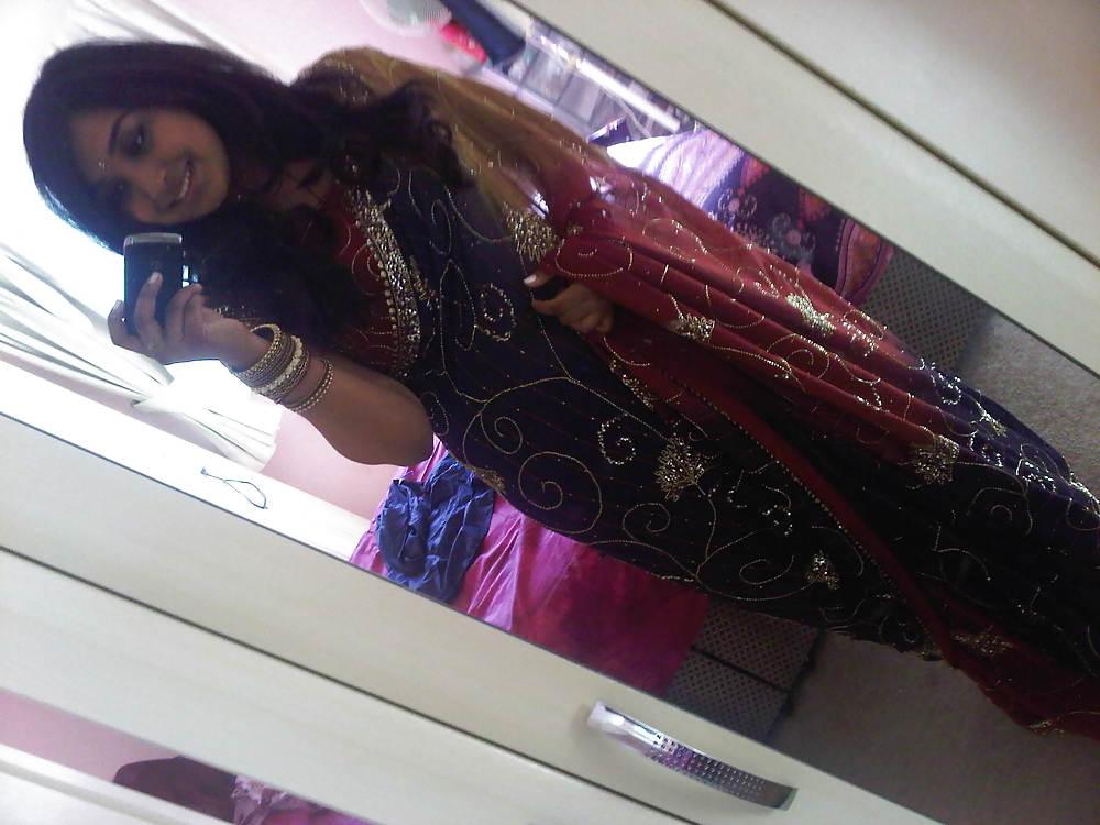 8P 19 years old indian beautiful teen from london