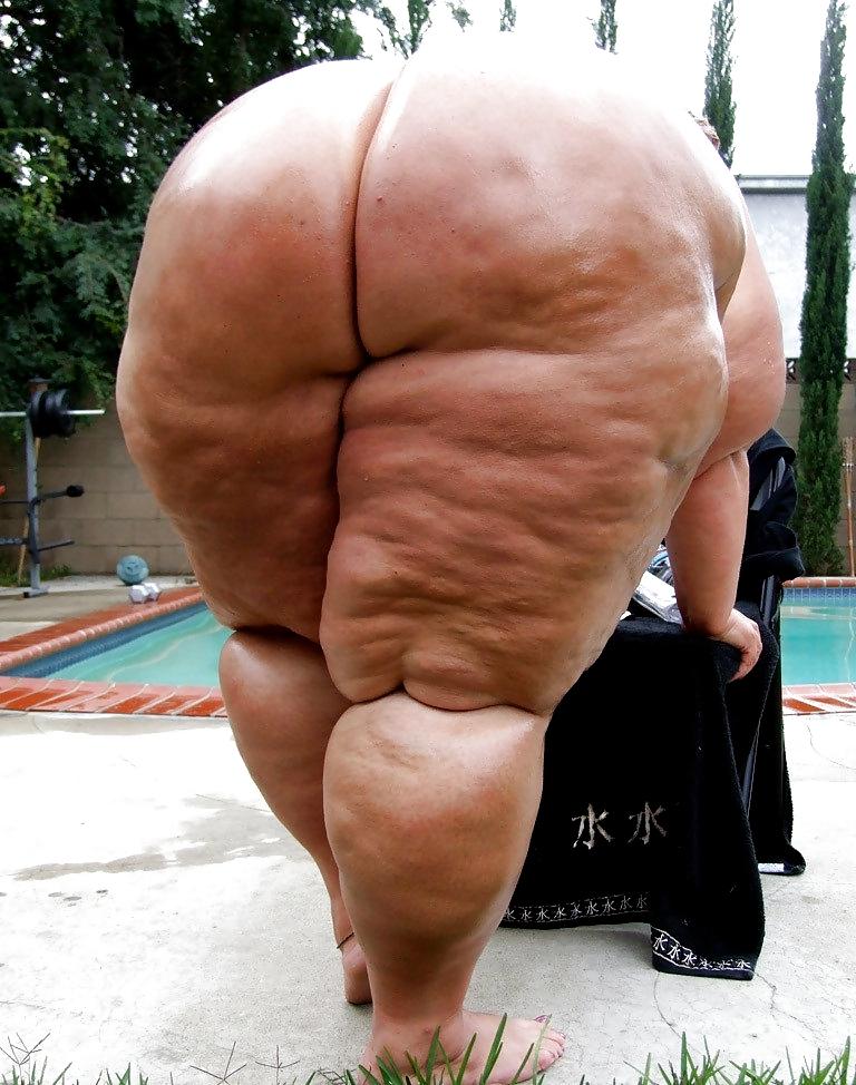 25P Massive Fleshy Buttocks 24