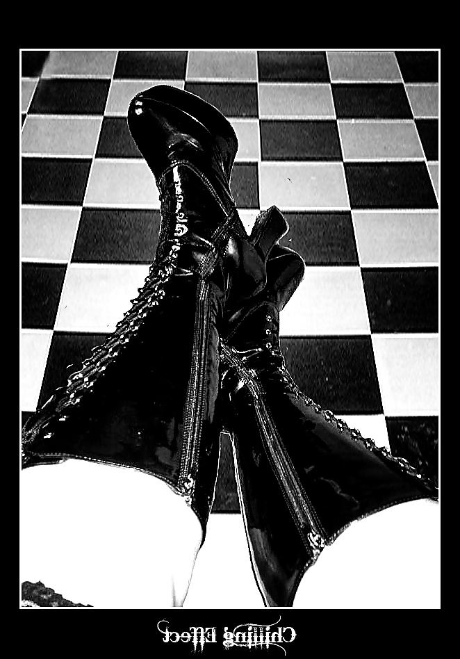 6P Feet, Socks and Shoes