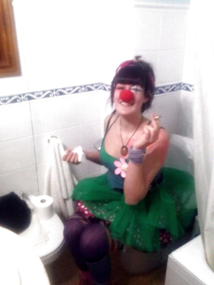 25P CUTE HIPPIE TEEN SLUT GOT BOOBS