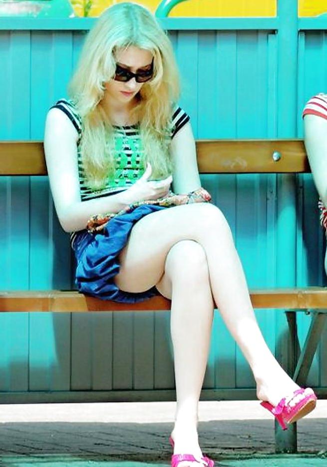 25P Upskirt Babes are So Hot 3
