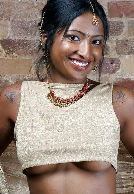 25P GOOD INDIAN GIRLS III