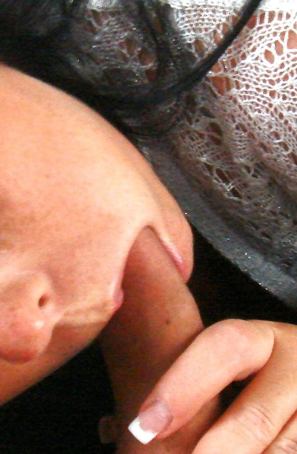 17P Mature - Milf giving blowjobs