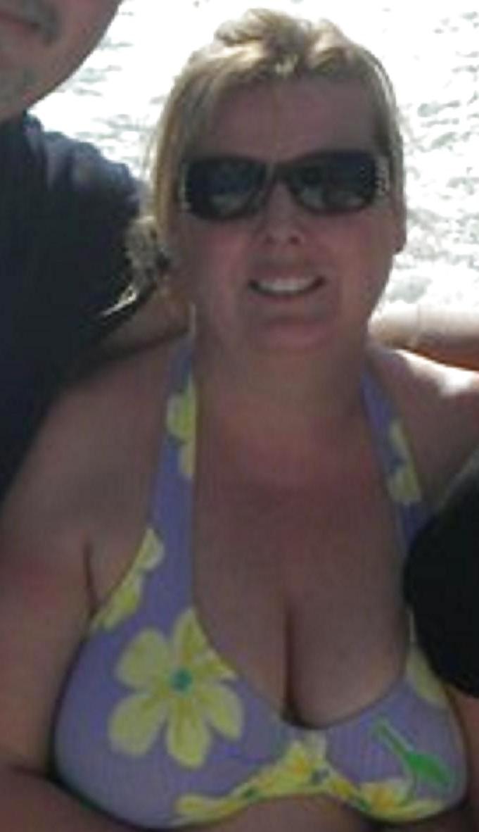 8P Exgirlfriends mom Huge Juggs caught through her own webcam