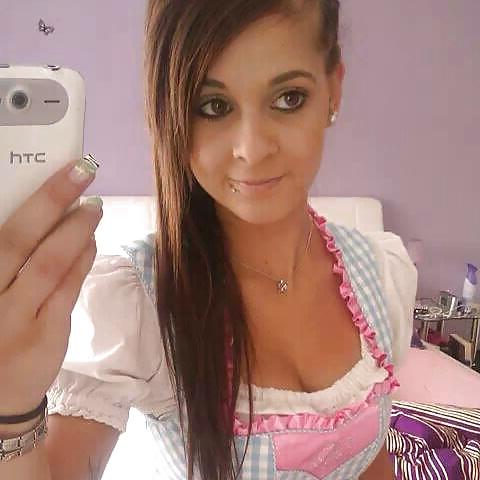 8P Young hot brunette waiting for sperm