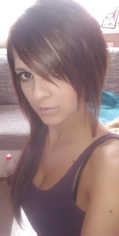 8P Young hot brunette waiting for sperm