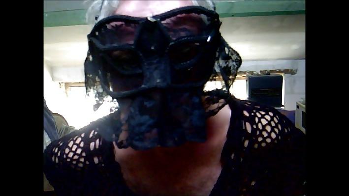 25P With my mask