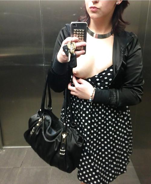 25P Elevator Flashes