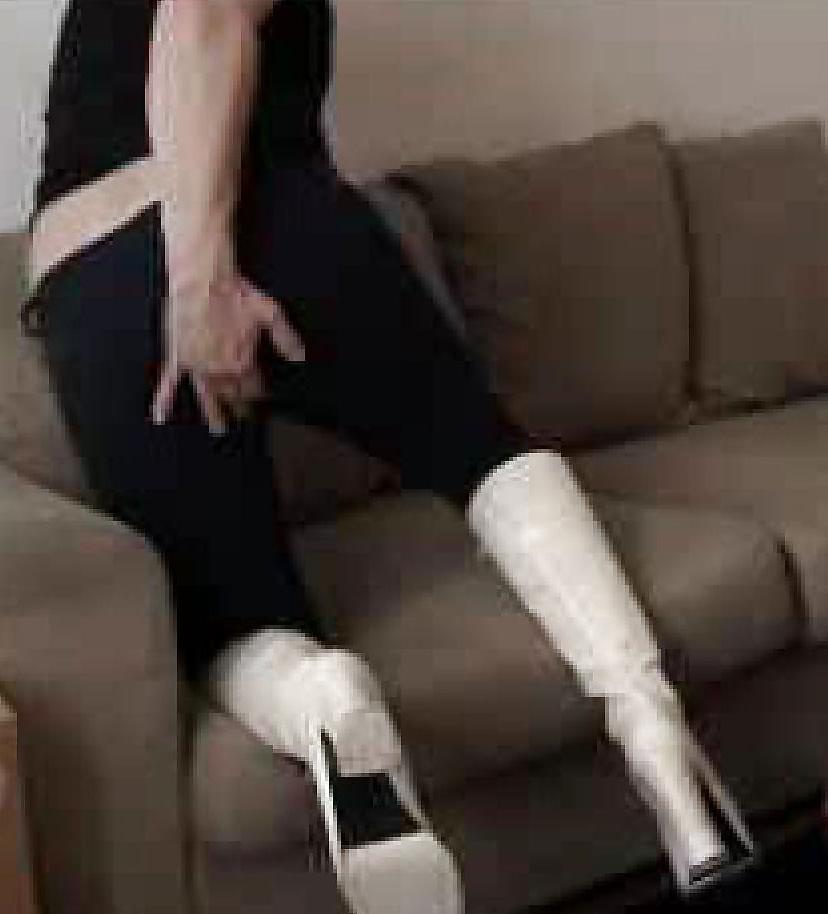 13P White boots and jeans