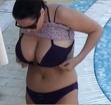 18P Serbian MILF Jana ( Big natural tits )