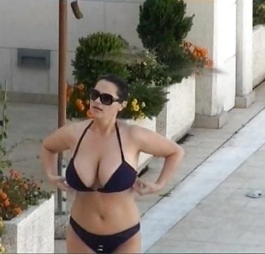 18P Serbian MILF Jana ( Big natural tits )
