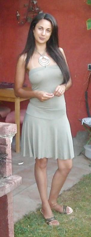 25P Hot Persian Milf