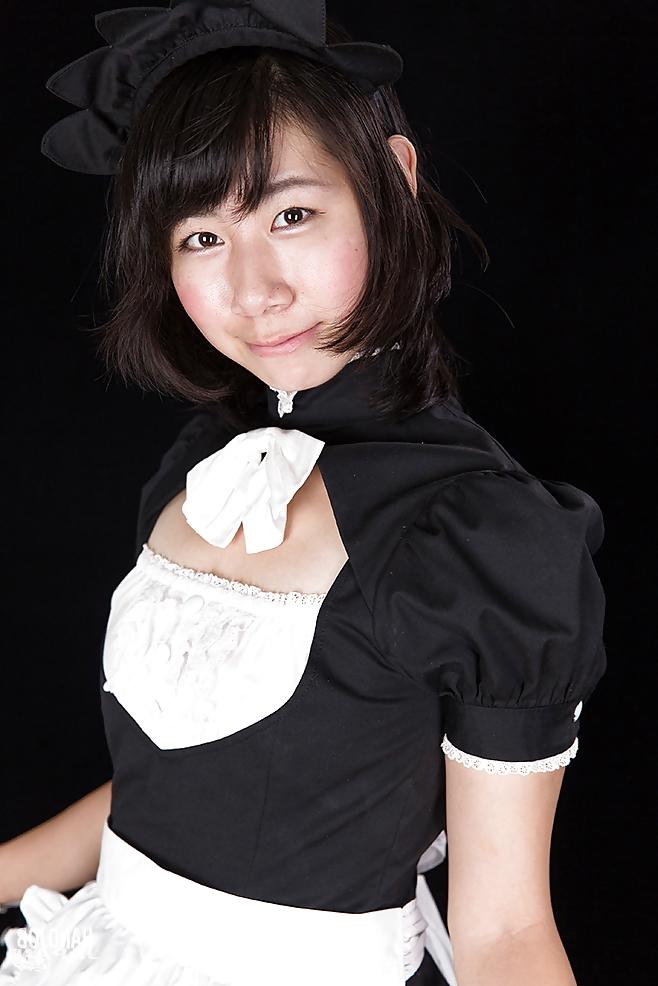 16P Rin Ito - maid handjob