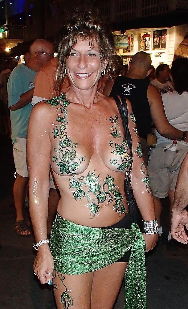 22P Exhib Milf and Gilf Carnival 01