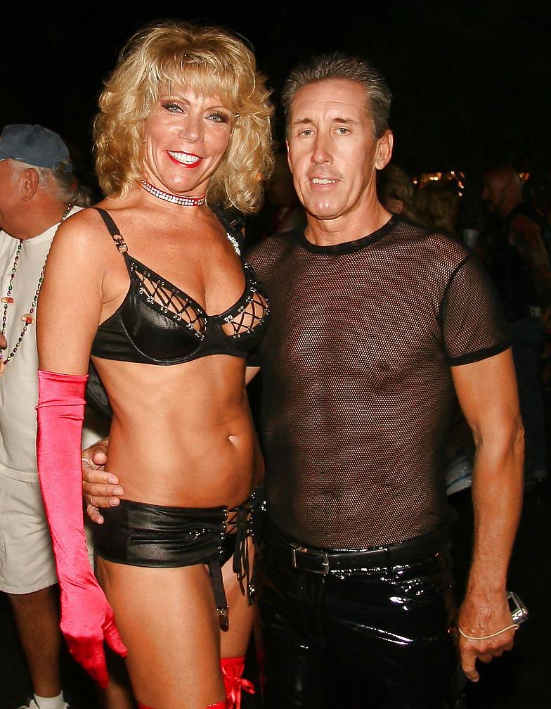22P Exhib Milf and Gilf Carnival 01