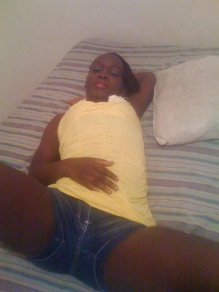 20P EBONY DE FB