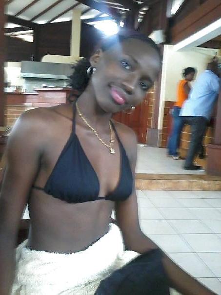 20P EBONY DE FB