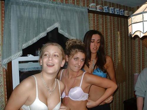25P Bra Babes 98