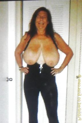 9P Big Tits Granny