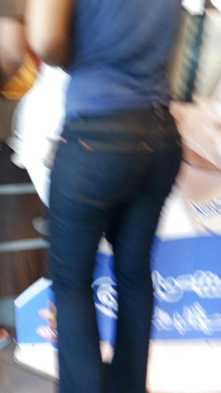 12P Candid egyptian asses