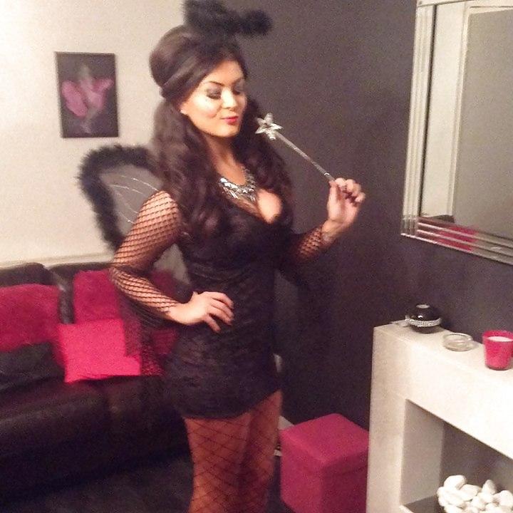 16P Leah - Perky from Glasgow