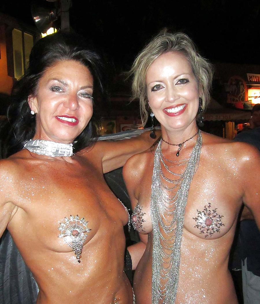 22P Exhib Milf and Gilf Carnival 02