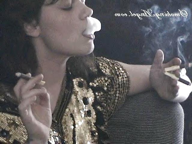 24P Multiple smoking