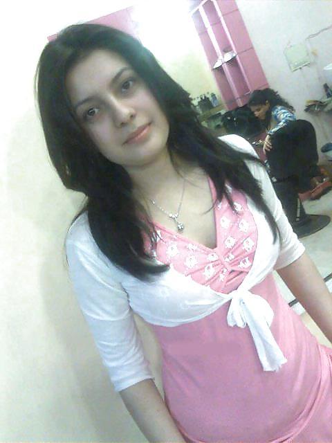 17P Beautiful Indian Girls 73 (Non Porn)-- By Sanjh