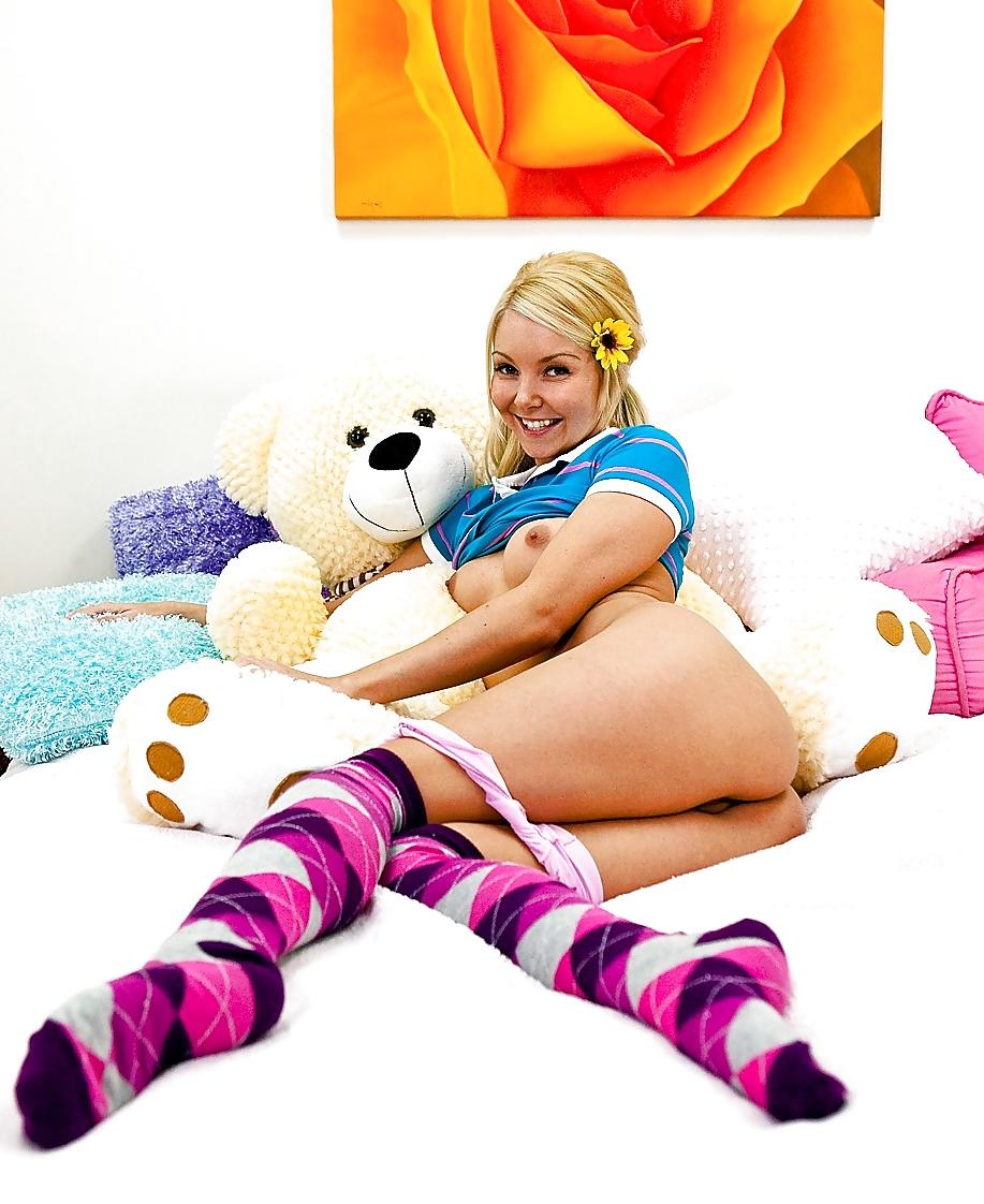 25P Knee high and thigh high socks