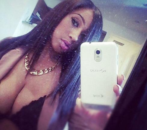25P Amateur Black Girls 75