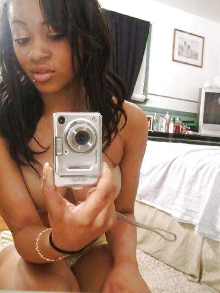 25P Amateur Black Girls 79