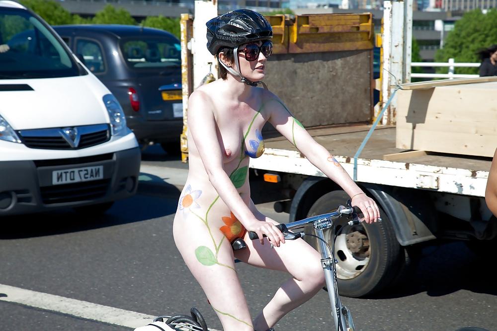 25P Sport Naked Bike #rec Pussy Flashing on Bicycle Gall6