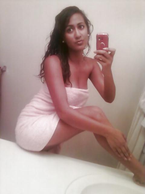 25P INDIAN aunty MIX.
