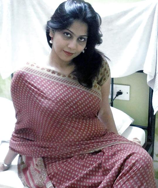 25P INDIAN aunty MIX.