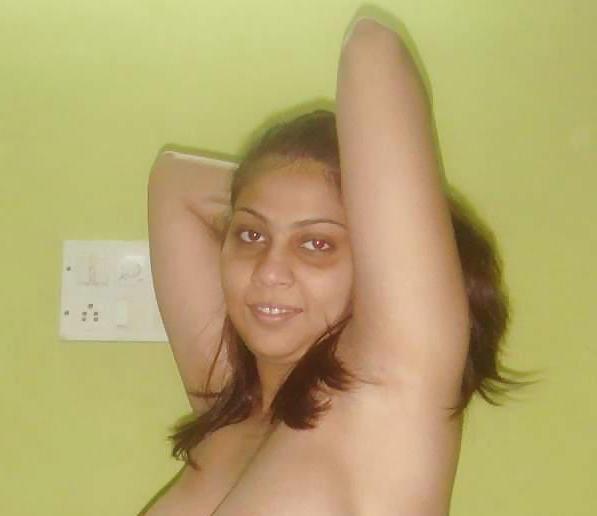 25P INDIAN aunty MIX.