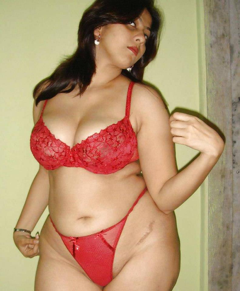 25P INDIAN aunty MIX.