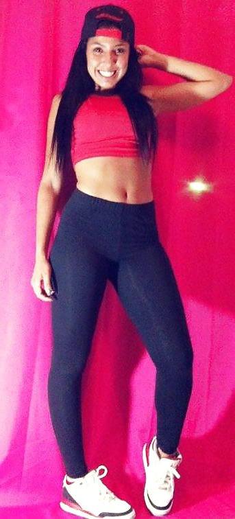 25P Beurette jeune salope Ines arab teen Ines