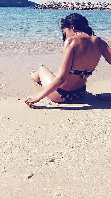 25P Beurette jeune salope Ines arab teen Ines