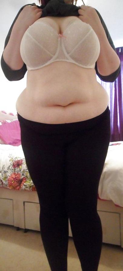 20P Cute fatty Diana selfpics