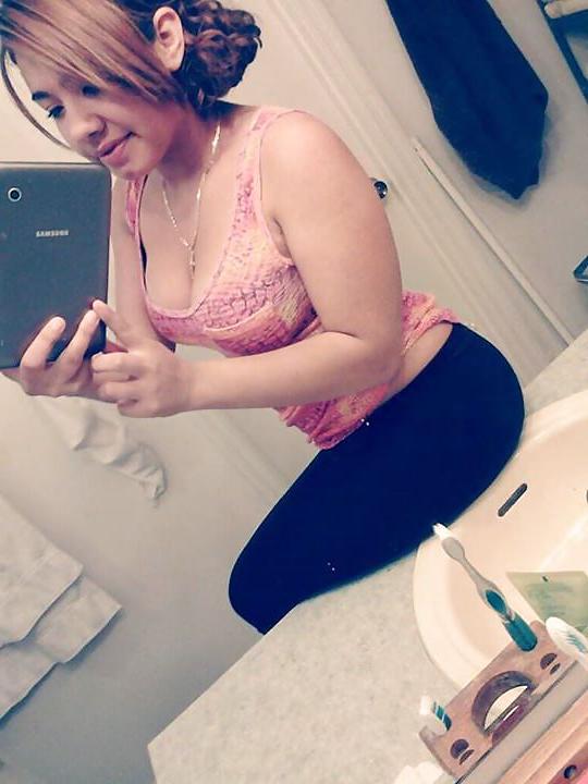 25P Facebook random babes
